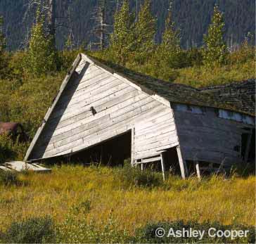 image of a sunken house